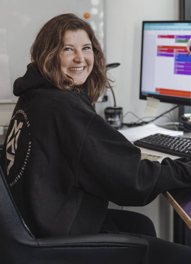 Kristina - Office Administration - Meister im Seil - Industriekletterer Hamburg
